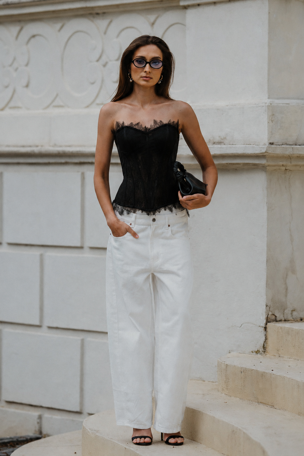 Evelina Corset – Chantilly Lace with Hand-Appliqué – Antoanelle