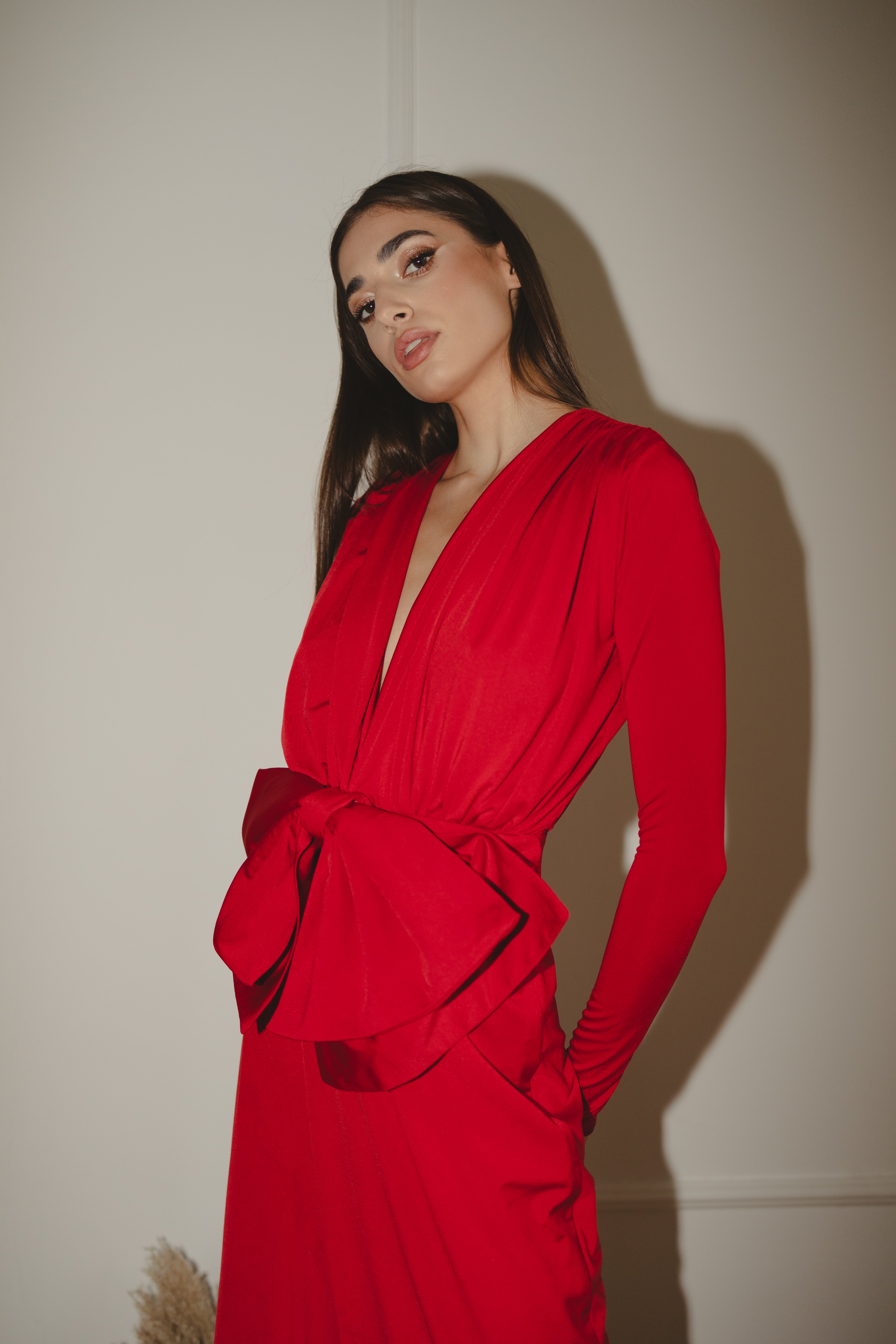 Alma Bow Midi Dress - Red