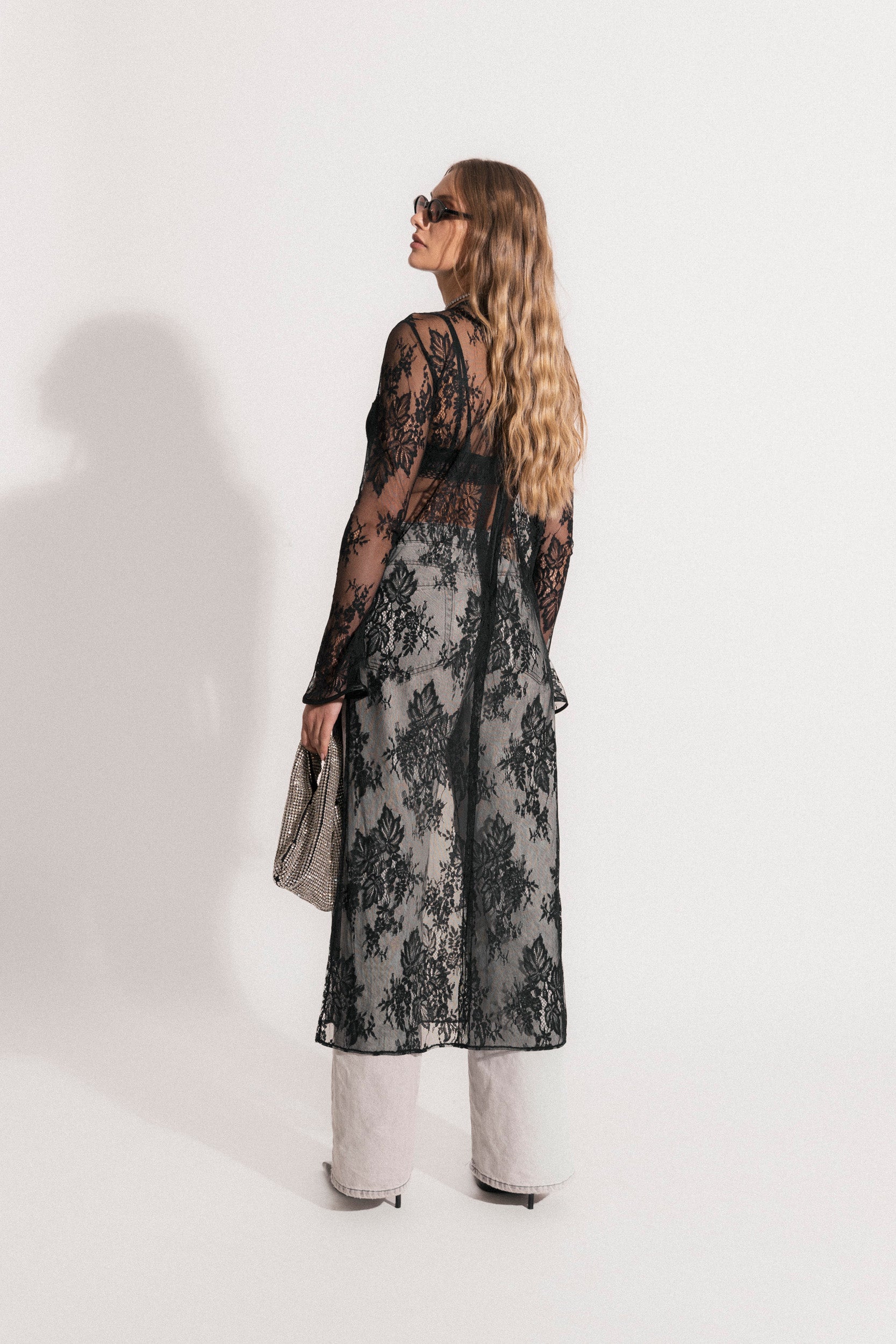 Aria - Hidden Whisper - Black