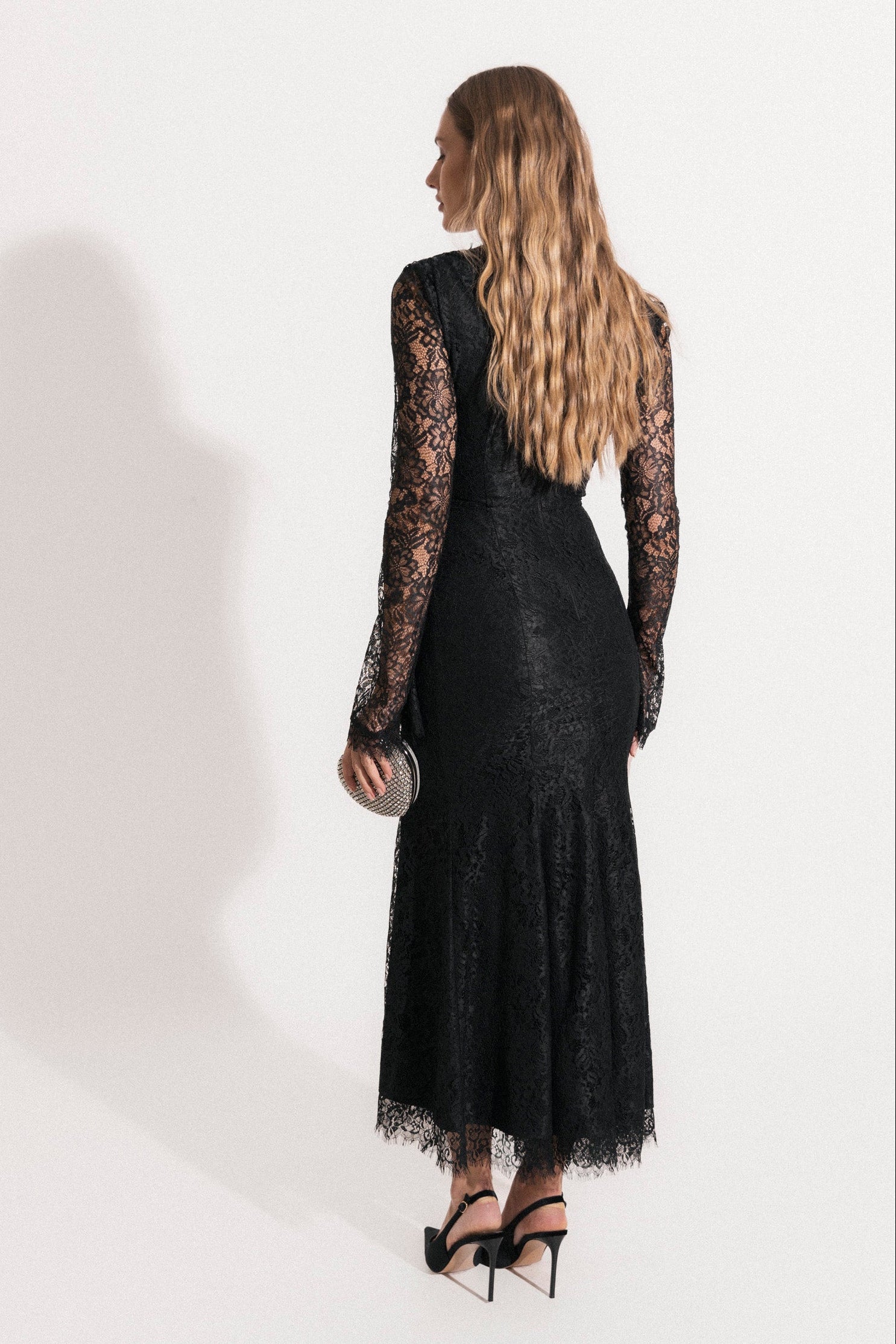 Nina - Midi lace dress - Black